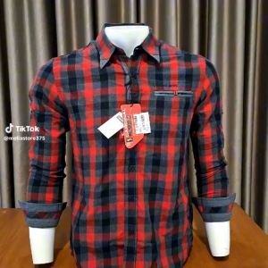 Kemeja Pria Cardinal Jeans: Kualitas & Kepraktisan