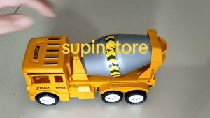 Kids Toy Garbage Truck with 4D Lights and Sounds/4D 灯光和声音玩具垃圾车/Lori Sampah Mainan Kanak-kanak dengan Lampu dan Bunyi 4D