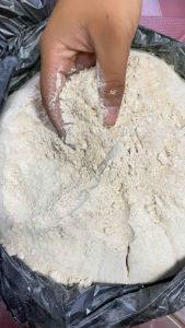 TEPUNG GANDUM PAKAN TERNAK 1KG