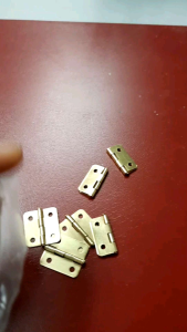 Engsel Mini 4 Lubang dengan Skru Kotak Barang Kemas Perabot DIY Kabinet Dapur/ 4 Holes Mini Hinges with Screw DIY Furniture Jewellry Box Kitchen Cabinet