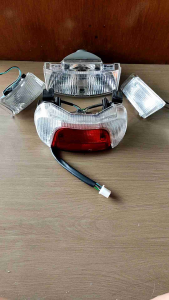 Paket Lampu Suzuki Tornado: Reflektor Depan & Stoplamp Belakang