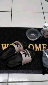 Shoe Cleaner Aroma Cranberry by Prosfeck | Pembersih Sepatu Free Sikat Detaling Pembersih Sepatu Praktis Dan Kinclong Maksimal