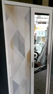 Lemari Baju Besi Kaca Cermin Pintu geser