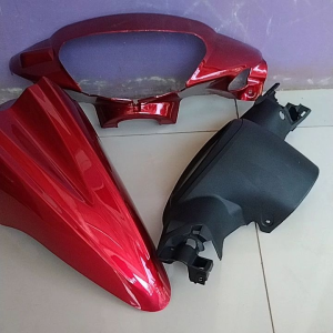 Sepakbor Depan Plus Batok Kepala Depan Yamaha Mio Sporty Merah Maroon