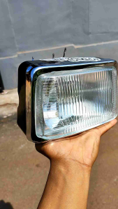 Reflektor & Suku Cadang Lampu Depan Motor GL100 GL125