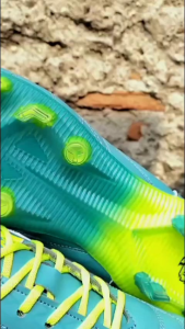 Sepatu futsal & Bola Specs Infinity Fre kaos kaki dan deker bisa COD