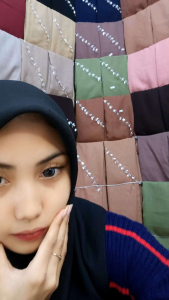 Kerudong Segi Empat Voal Paris: Panduan Lengkap