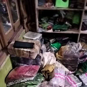 PROMO!!! KERUDUNG SEGI 4 MOTIF JR BUNGA SERIES VIRAL BULAN INI! HIJAB VOAL SUBLIME 110×110CM/JILBAB LIMITED EDITION