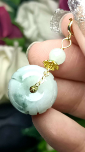 (Certificate) 100% Natural High Quality Natural Burmese Jade Jade Pendant (附证书) 100%纯天然A货 翡翠平安扣 吊坠 精致上档次 水头油亮 值得收藏