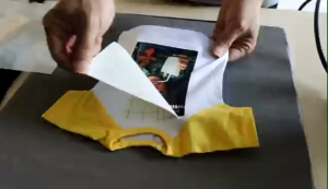 Set 5 tờ giấy in chuyển nhiệt khổ A4 HT 150 dành cho áo thun trắng in bằng máy in màu thông thường sử dụng mực nước dùng bàn ủi chuyển nhiệt.