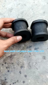 karet stabil shaft belah roti pajero sport triton l200 1set