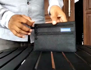 Dompet Tempat HP, Charger, Mouse, Hardisk, Kabel Data, Uang, dll