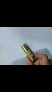Béc rửa xe/ Vòi Xịt Rửa Xe / Đầu Phun Điều Chỉnh Ren Ngoài 21 – Bằng Đồng thau
