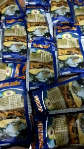 1kg cà phê pha phim mạnh hiếu chuẩn gu đậm đà thơm sánh béo hậu thơm ngon đọc đáo đến từng giọt.