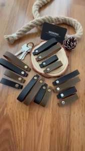 Cord Keychain For Car Accessories Crazy Horse Leather Key Ring Lanyard Retro Strap For Key Simple