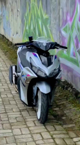 Knalpot Original Brave Untuk NMax & Vario: Stainless Steel & Aksesoris