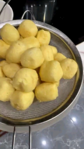 ĐẬU PHỤ THÚI /đậu ngậy bịch 30 miếng kèm bột ớt