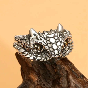 Cincin Elegan Desain Raja Ular Reptil (Adjustable)