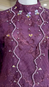 STELAN KEBAYA AQILA TULLE BROKAT LAPISAN FURING MIX PAYET MUTIARA FREE HIJAB-SATU SET KEBAYA MODERN MODEL AQILA BARU VIRAL 2025 BAWAHAN ROK SONGKET