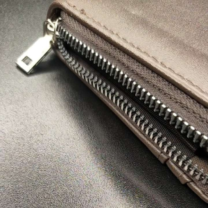 DOMPET KARTU STYLISH UNTUK PRIA: DOMPET KULIT BERKUALITAS & CARD HOLDER