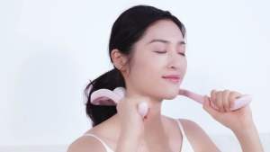 ✳️Ready Stock✳️ Hand Held Neck Massager Roller Massage Shawl Head Shoulder Cervical Alat Urut Leher 手部颈部滚轮按摩器