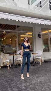 [กางเกงทรงบอย ผ้ายืด เอวแต่งลูกไม้ เก็บทรงดีสุดๆ เอวแต่งสองกระดูม ส่งเร็ว]