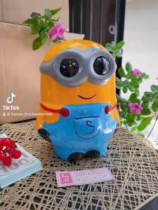 Heo đất (ống tiết kiệm) hình Minion hàng sơn bóng mịn hình vẽ tay sắc nét ship hoả tốc HCM
