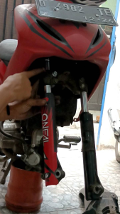 Baut Shock Depan Ceper Menurunkan Bottom Shock Yamaha Honda Bebek & Metik 1Set 2Pcs