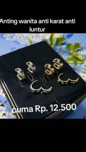 ANTING JEPIT WANITA SEGITIGA MUTIARA ANTI GATAL ANTI LUNTUR TIDAK BERKARAT