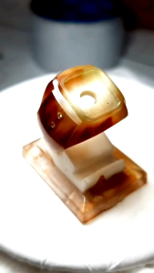 Cincin Ring Tanduk Kerbau Merah Batu kotak