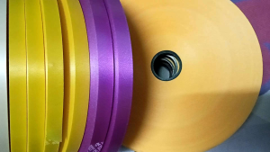 12มิล ริบบิ้น ตราระฆัง เนื้อทราย เบอร์ 2 และ ยาว 300 บาท