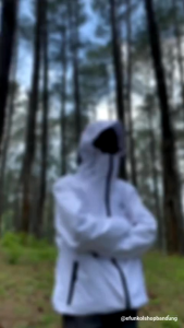 Jaket Gorpcore Putih Waterproof Premium Jaket Gunung Anti Air Anti Angin