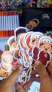 Amplop Lebaran Peluk Jepit Rangkul Karakter Anak Muslim isi 12 pcs Mix Campur