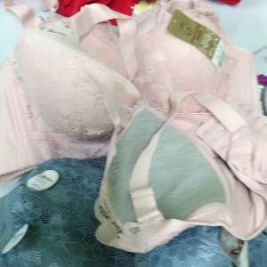 Bra wanita berkawat premium size cup besar