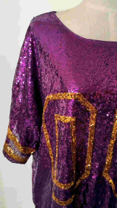 เสื้อปักเลื่อมสีม่วง+ทอง( AB42) แนว street sport hip hop ปักเต็มหน้าหลัง มือสอง : Plus size (อก 60")