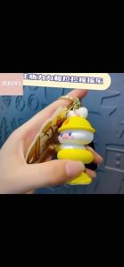 【TERESA】A18 Rantai Kunci Arnab Rocker Kartun 正版力力和拉拉摇摇乐钥匙扣 Cartoon Cute Rabbit Rocker Keychain 可爱潮流公仔书包挂件