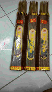 Combo 3 bó nhang thời gian 6 giờ 22 cây 1 bó mùi gỗ đàn hương . nhang đũa cháy 6 giờ
