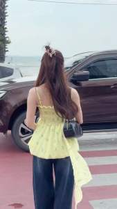 LANTA TOP เสื้อสายเดี่ยวสม็อครอบตัว ผูกโบว์หน้า แถมผ้าโพกหัว ปรับสายได้