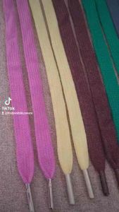 Tali sepatu Tali sepatu kembung/Tali sepatu gemuk Ready macam2 warna Lebar 15cm panjang 120cm Tali sepatu dijual per pasang(per 2pcs)