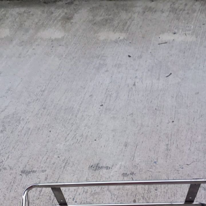 Kệ đựng gia vị inox .bắt tường 1 tầng vĩ có nhiều kích thước khác nhau. 15cm x 40cm /50cm /60cm.láp đang rất dày và chắc