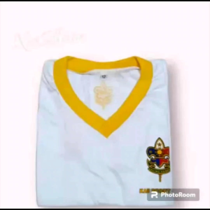 Kab t-shirt White V-neck with yellow trim and logo on chest