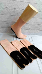 Paket 6 Pasang Kaos Kaki Jempol Krem Telapak Hitam Wanita