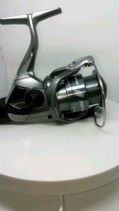 รอกสปินนิ่งเบรคท้าย SHIMANO  SIENNA.1000.RE และ  2500 RE อัปเดรดบู๊ซเป็นลูกปืนใด้