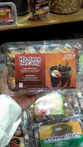Wedang secang - wedang rempah - ekstra gula batu - minuman herbal tradisional - minuman kesehatan - kaya manfaat - meningkatkan imunitas