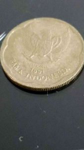 100% Authentic 1991 Indonesia Rp500 old coins no defects very good condition  *Catalogue #0225  *Actual Pictures Taken No Stock Photos  *Free Shipping with tracking number 