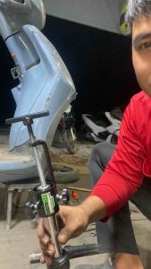 ชุดรวม3ชิ้น ตัวถอดกิ๊บแกนโช็คหน้ามอเตอร์ไซค์ ตัวกดลูกสูบปั้มเบรคมอเตอร์ไซค์ ตัวถอดโช๊คหน้าล็อควาวกันตาม