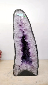 Natural High Gred Brazil Amethyst Cave Ornament