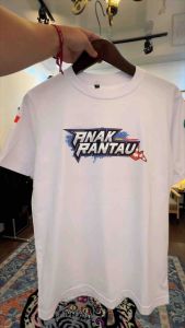 Kaos Anak Rantau: Bukan Anak Manja