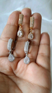 Anting Berlian Wanita Oval Medan Kristal Mewah Titanium (Emas) Aksesoris Gaya Casual Glamour Anting Swarovski Crystal Gold Model Anting Berkelas Untuk Wanita - Lazada