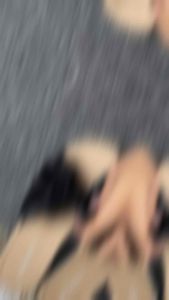 Malwezz - Sandal Slide flat Wanita Motif Pita H Terbaru kekinian 2024  Sendal Cewek Selop Karet shoes antiselip yelow sandal & sandal jepit teplek branded